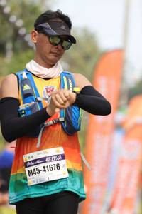 BIB: 421952, 41676
                            <button type="button" onclick="openModal(8167257)" class="btn btn-primary btn-sm float-right btn-popup" data-toggle="modal" data-target=".modal-high-quality">
                        <i class="fas fa-shopping-cart"></i> Add to Cart
                    </button>
                                            <button type="button" onclick="isThisMe(8167257, true)" class="btn btn-success btn-sm float-right btn-popup btn-isme hidden" data-toggle="tooltip" data-placement="bottom" title="นี่คือรูปของคุณใช่ไหม คลิกที่นี่เพื่อเอาเข้าอัลบั้ม">
                        <i class="fas fa-plus"></i> Add to album
                    </button>
                    <button type="button" onclick="isThisMe(8167257, false)" class="btn btn-warning btn-sm float-right btn-popup btn-isnotme hidden">
                        <i class="fas fa-ban"></i> Remove from album
                    </button>